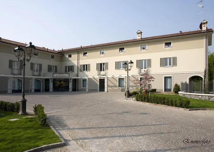 Il Corazziere Hotel Merone